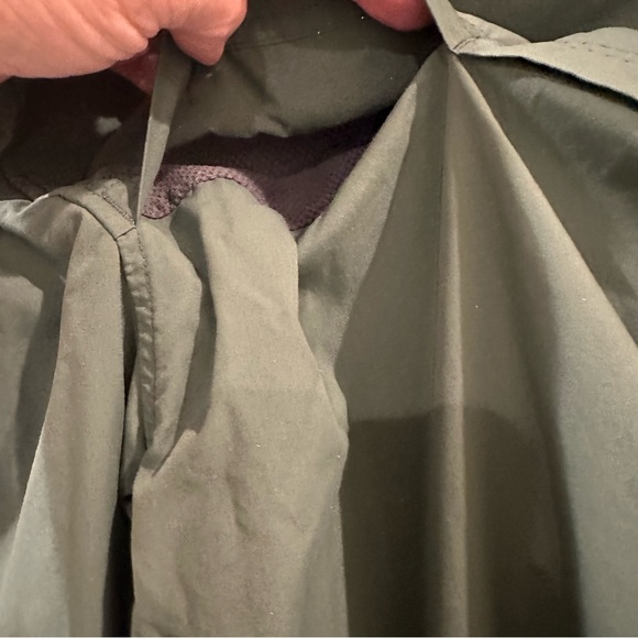 REI Green Wilderness Outdoorsy Button Down Shirt XL - Picture 4 of 10